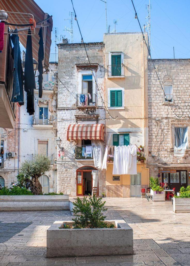 Cantovi Bari Buitenkant foto